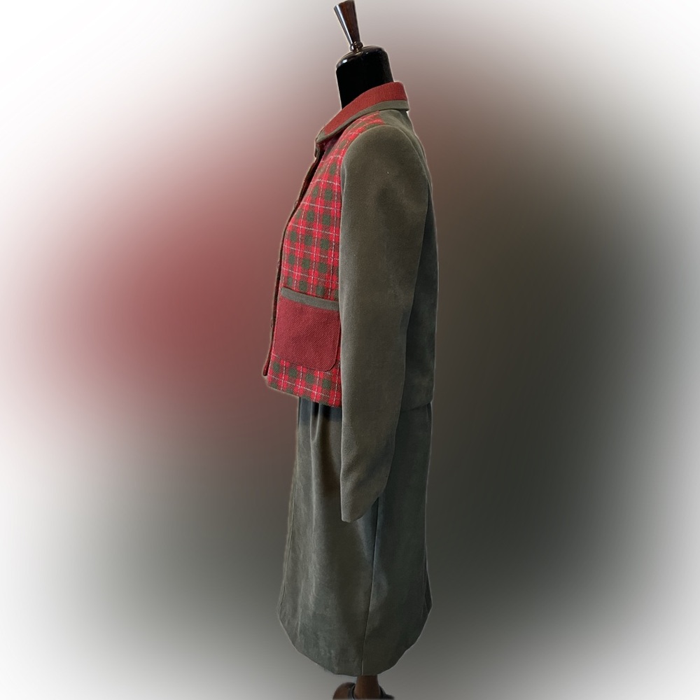 Vintage Lucia Plaid Wool and Corduroy Suit in Red & Olive size 4P - Picture 4 of 16